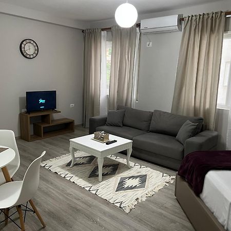Apartamente Oslo Vlorë Exterior foto